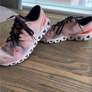 On Running Cloud Pink Coral Athletic Sneakers with Black Interior